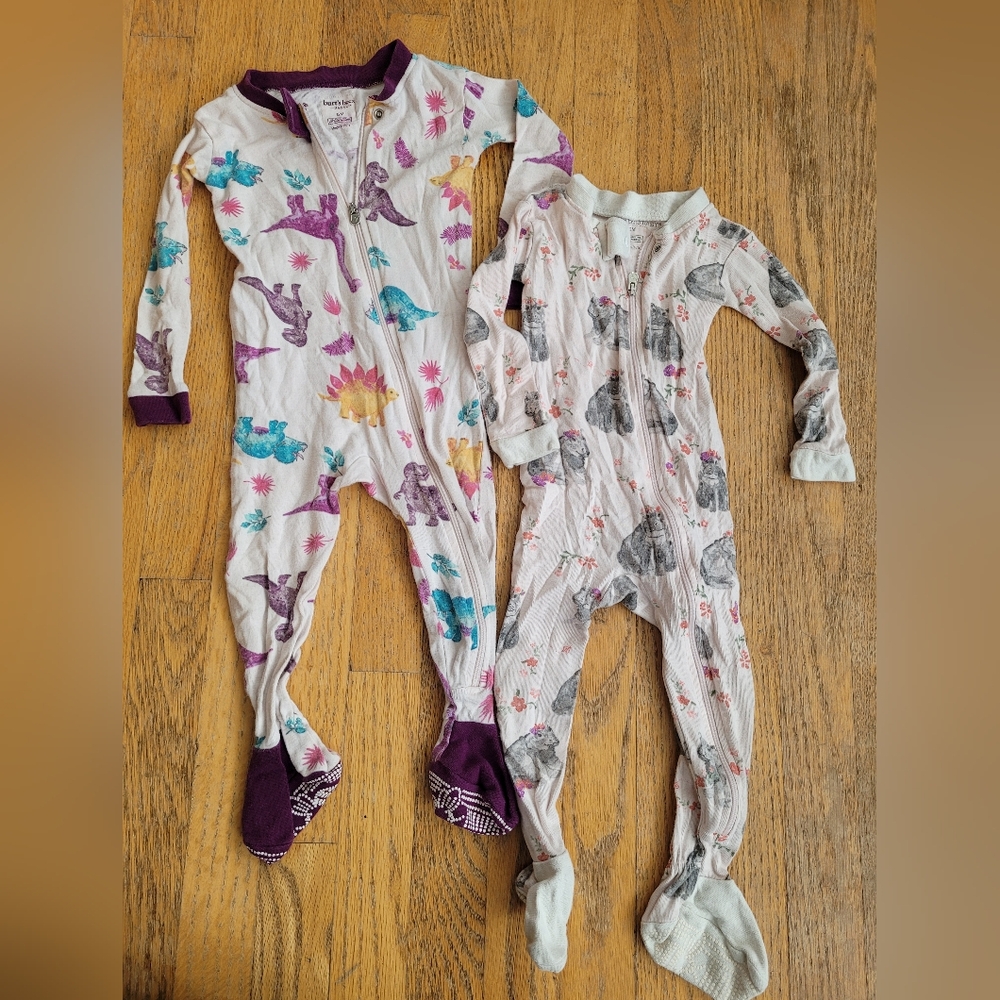 Two pair Burt's Bees Baby Zip Up Pajamas, Size 12 months
